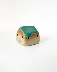 Image 1 of Tiny house green 2
