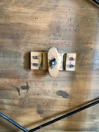 Image 14 of Ancienne table de métier pliante