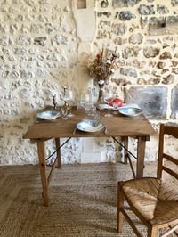 Image 2 of Ancienne table de métier pliante