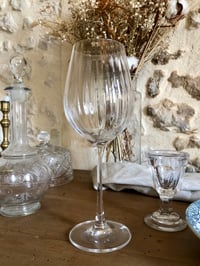 Image 2 of Grands verres à pieds anciens 