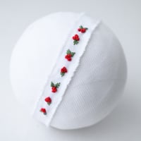 Image 1 of Snowberry Stitch Tieback