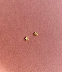 Image 3 of Boucles d'oreilles puces Flowers