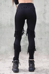 Image 4 of CHIMWEMWE LEGGING | FULL BLACK VERSION