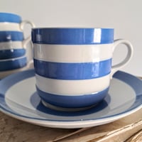Image 3 of Lovely Vintage Cornishware Coffee Cups