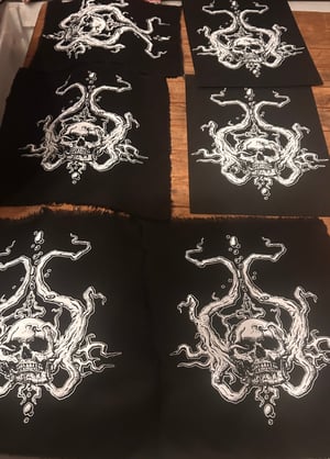  Root skull back patch