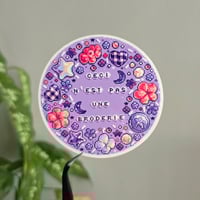 Ceci N'Est Pas Une Broderie - sticker