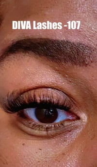 Image 3 of DIVA- 15mm Mink Lashes 
