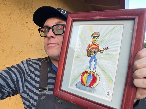 Image of Beachball Strummer