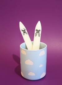 Image 2 of Bone Folder - Cute