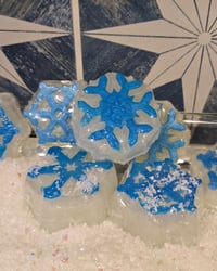 Image 2 of Snowflake-Shaped Soap Bar (Hand & Body)
