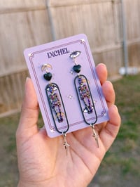 Image 1 of spooky skeleton 