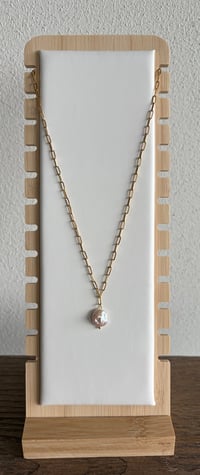 Image 1 of Mystic Pearl Neckace
