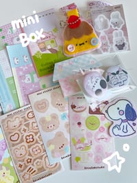 Image 2 of Mini stationery gift box