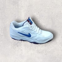 Image 1 of NIKE PREMIERA SIZE 9US 42.5EUR