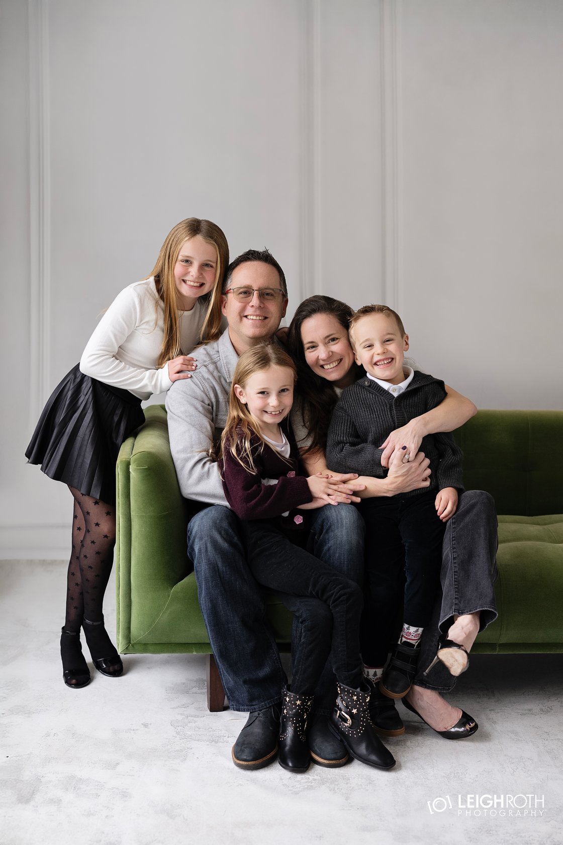 Image of ADDED SESSIONS! SATURDAY, NOVEMBER 29 + DECEMBER 6