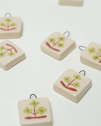 Image 3 of Fleurs vertes