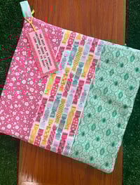 Image 2 of Potholder, Christmas Crackers, Pink, Mint Green