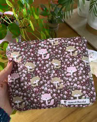 Image 2 of Pochette plate pour accessoires tricot, crochet ou broderie: Petits renards roses