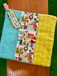 Image 2 of Potholder, Christmas Street Scene