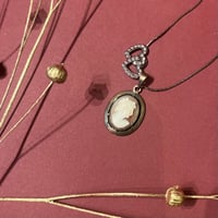 Image 2 of Collier « TRAVIATA »