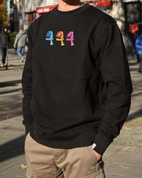 Image 2 of Invisible Crewneck 3x Black