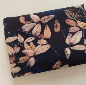 Image of Stitchwort croft, rectangular zipper purse