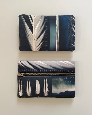 Image of Feather mountain, rectangular zipper purse