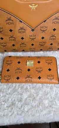 Image 2 of Brown Mackin Cutie large tote and wallet