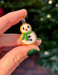 Image 2 of Green scarf snowman 