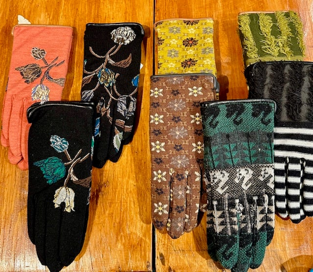 Image of Antipast Cashmere Lined Gloves!