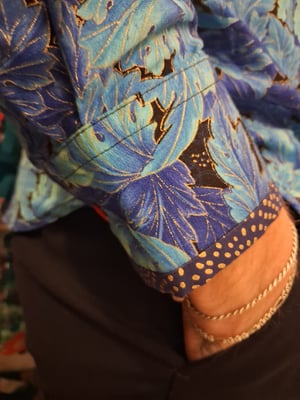 Image of Blue leaves 