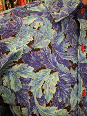 Image of Blue leaves 