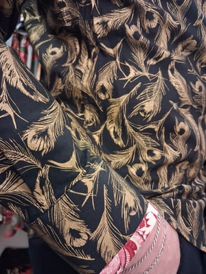 Image of Black/gold feathers 