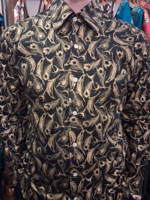 Image of Black/gold feathers 