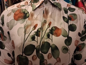 Image of Cream leaves 