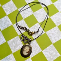 Image 1 of Collier « TRAVIATA »