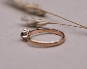 Image of 18ct Rose gold, grey rose-cut diamond horn texture ring (LON270)