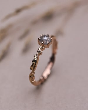 Image of 18ct Rose gold, pale grey rose-cut diamond Floral Carved ring (LON271)