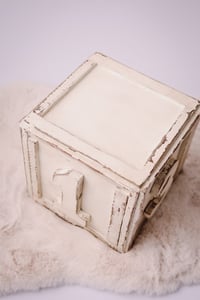 Image 6 of    Wooden box    vintage 