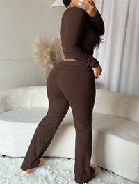 Image 11 of SKYNLYDRESS - Ensemble pantalon et top à manches longues col rond de couleur unie, en polaire