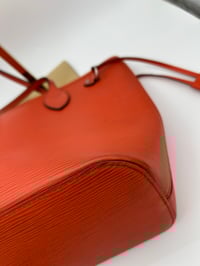 Image 19 of Louis Vuitton Neverfull PM Orange Epi Leather Shoulder Bag