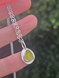 Image 1 of Lime Green Cornish Seaglass & Sterling Silver Pebble 