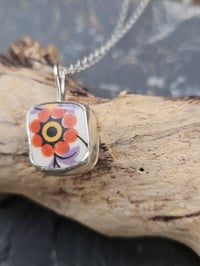 Image 5 of Flower Power Necklace - a piece of broken plate! 