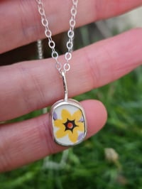 Image 4 of Bright sunny Flower Necklace - broken piece of plate! 
