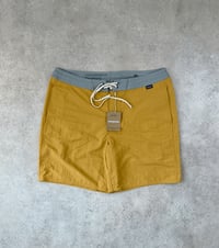 Image 1 of Patagonia Wavefarer Hybrid Walk Shorts 18'' Gold Size 34 Mens