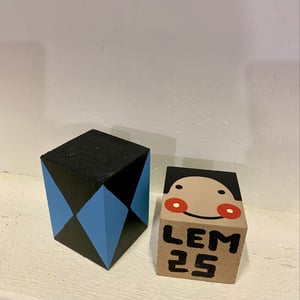 Image of Statuette bois  hauteur 18cm