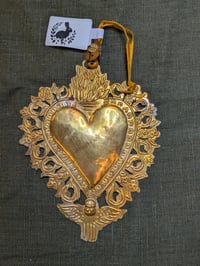 Image 1 of Grand coeur avec flamme ex voto 