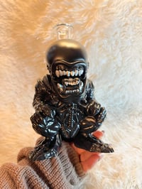 Image 13 of  Alien Tobacco Bong