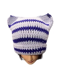 Image 2 of Violet Whisker