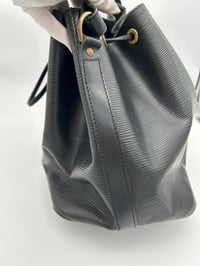Image 7 of Louis Vuitton Petit Noè Bucket Bag Black Epi Leayher 